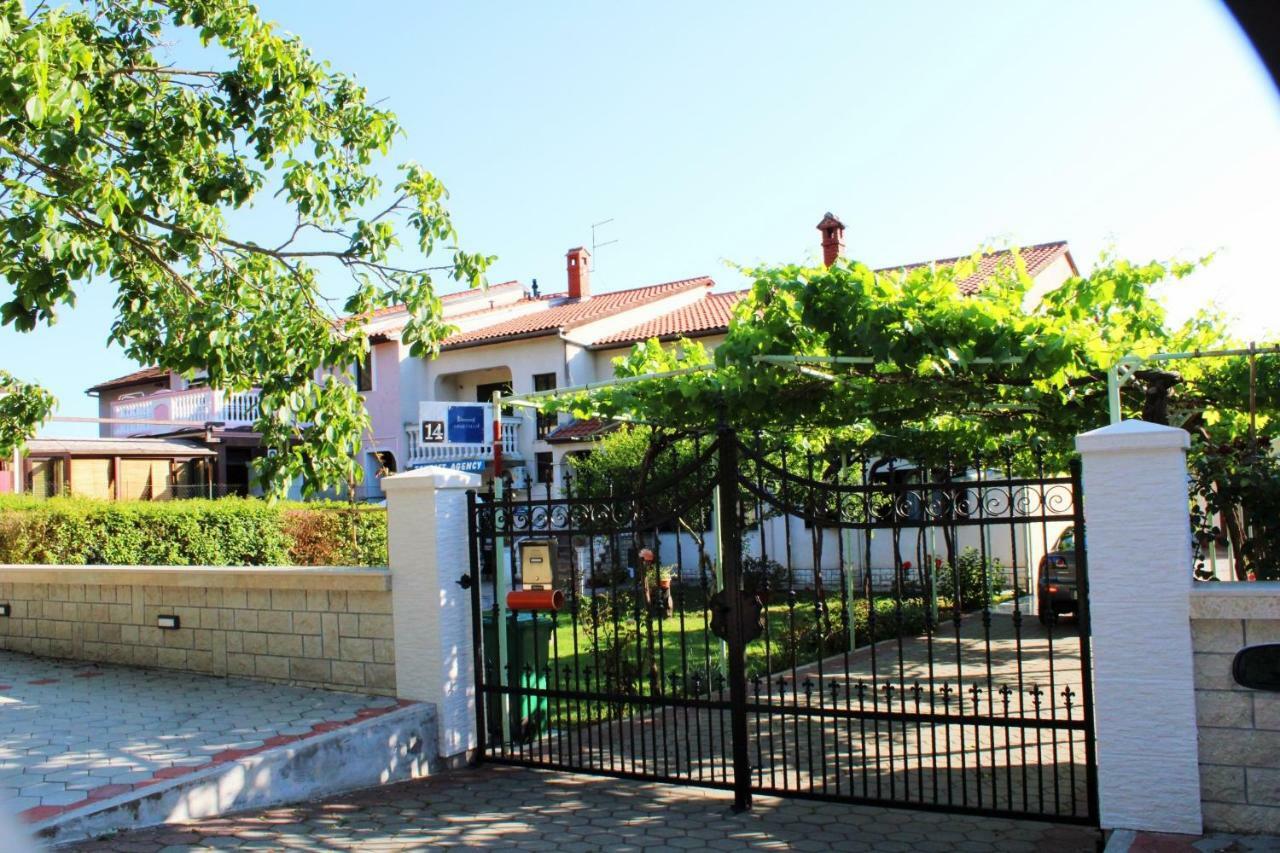 Studio Marija Pula Exterior photo